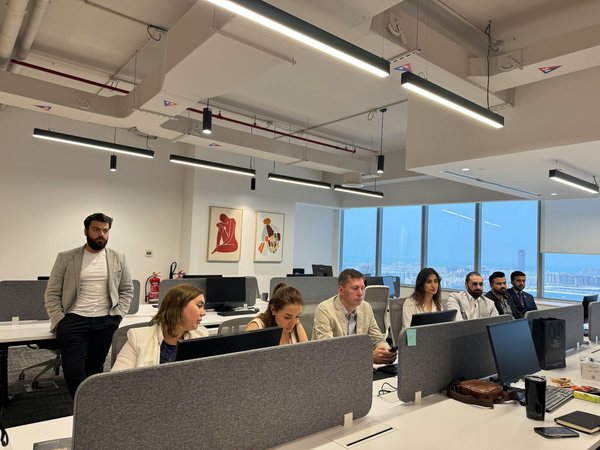 Innovative Approaches to Launching Customized Pet Food Subscription Services in the UK